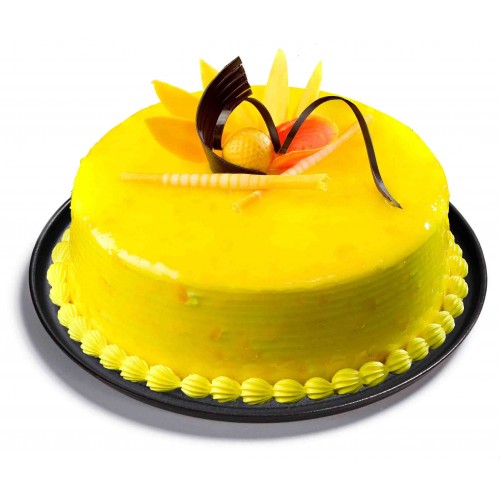 500 gm Christmas Pineapple Cake : FlowersCakesOnline.com
